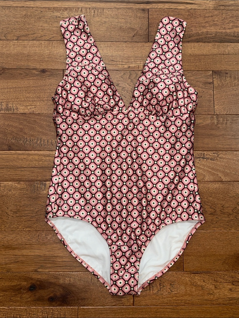 Women’s Sand & Shore One-Piece Swimsuit - Geo Print - L (12/14)